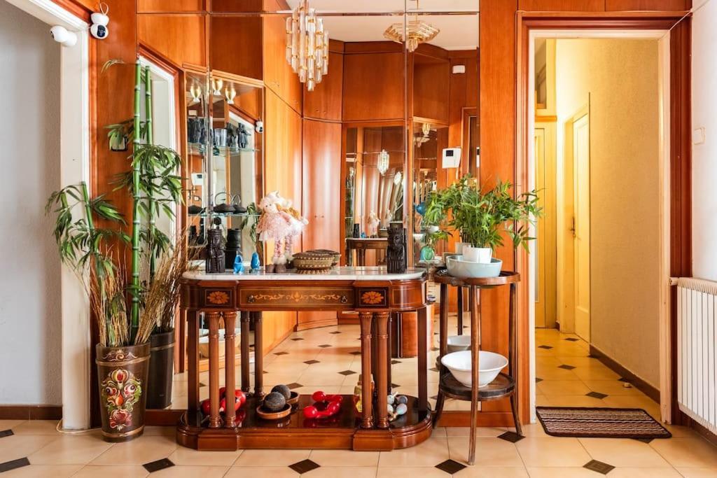 Appartement Gaudi 51 à Barcelone Extérieur photo